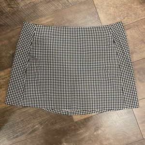 urban outfitters gingham mini skirt